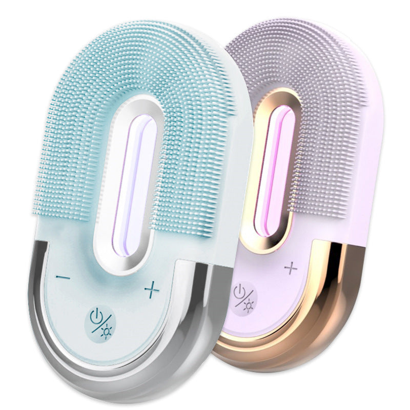 Silicone facial cleansing device